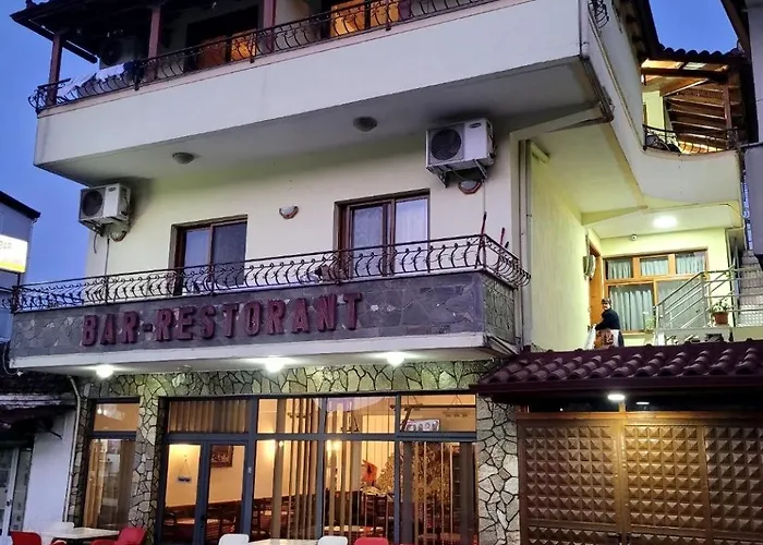 Nako Guest House Bar&Restaurants