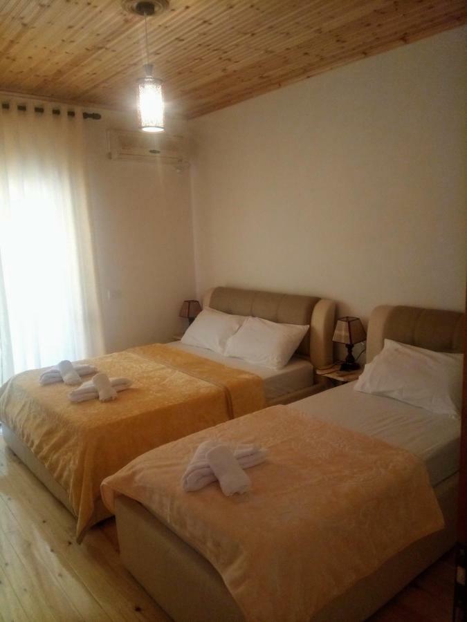 Nako Bar&restaurants Guest house Permet