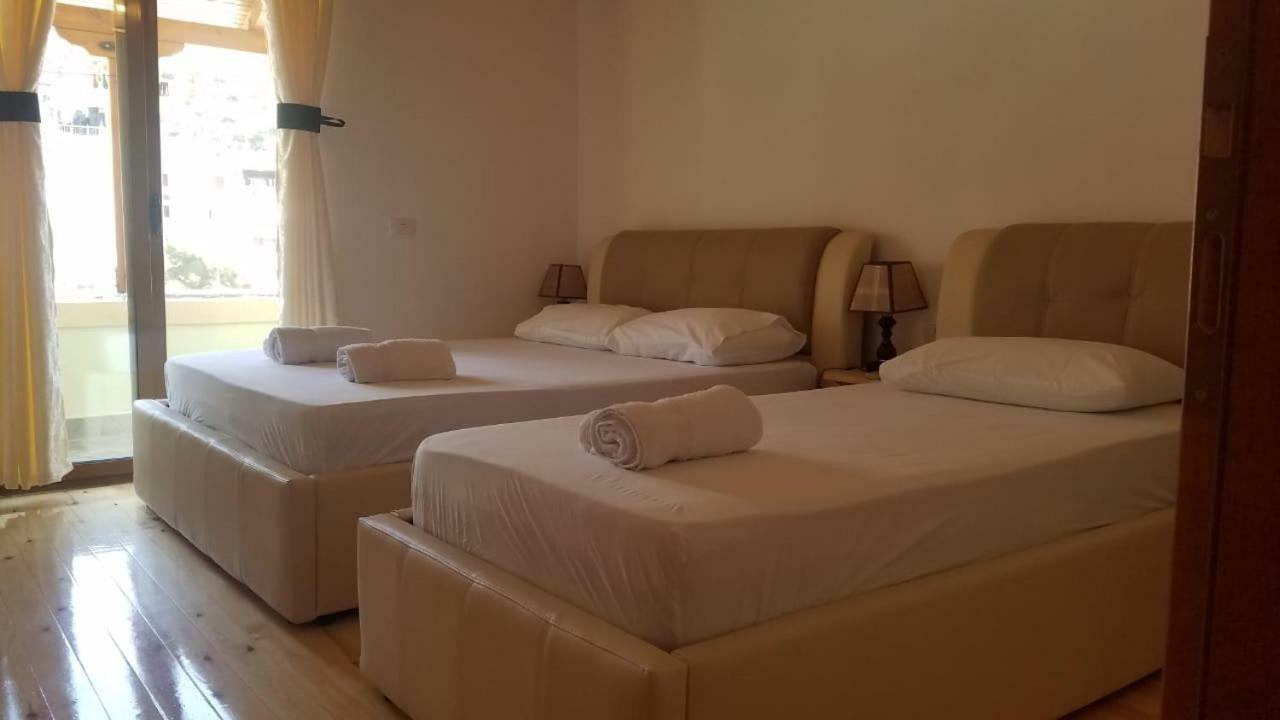 Nako Bar&restaurants Guest house Permet